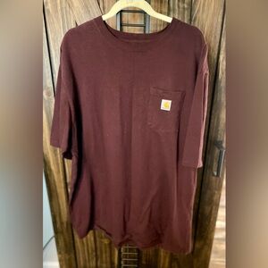 Carhartt Short-Sleeve Pocket Tee in Burgundy